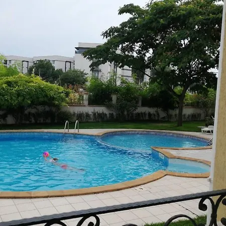 Pool Garden Lejlighed
